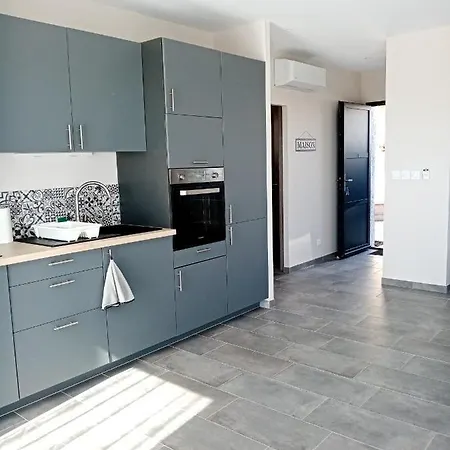 Cote Et - Standing Dans Avec Piscine Et Vue Taglio-Isolaccio