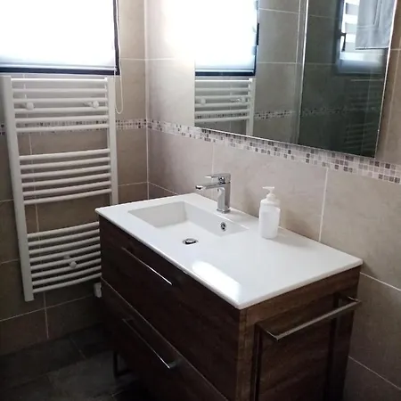 Cote Et - Standing Dans Avec Piscine Et Vue *