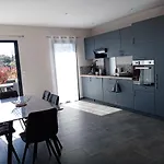 公寓 Cote Et - Standing Dans Avec Piscine Et Vue *