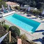 Cote Et - Standing Dans Avec Piscine Et Vue