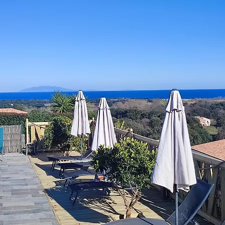 Cote Et - Standing Dans Avec Piscine Et Vue * Taglio-Isolaccio