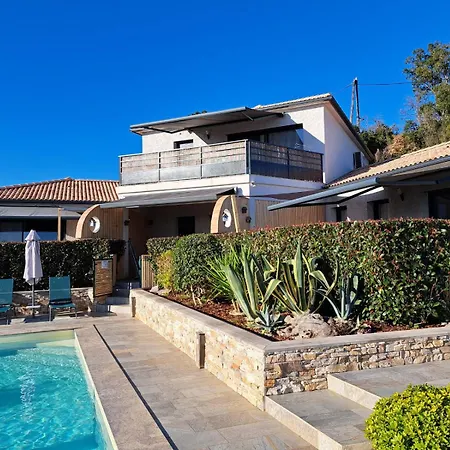 Cote Et - Standing Dans Avec Piscine Et Vue *