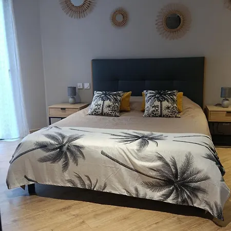 Cote Et - Standing Dans Avec Piscine Et Vue Taglio-Isolaccio