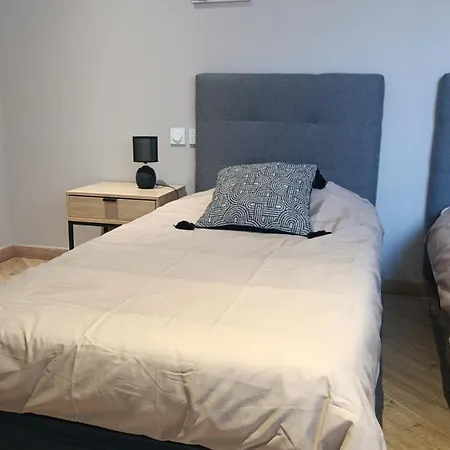 Cote Et - Standing Dans Avec Piscine Et Vue