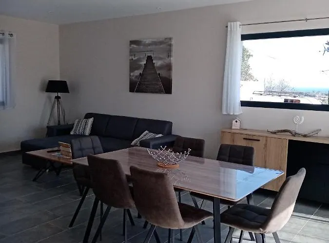 Cote Et - Standing Dans Avec Piscine Et Vue Appartement