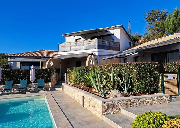 Cote Et - Standing Dans Avec Piscine Et Vue *